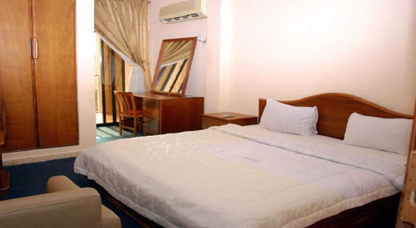 Royal Marble Hotel Benin Esterno foto