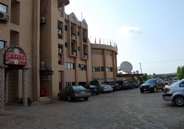 Royal Marble Hotel Benin Esterno foto